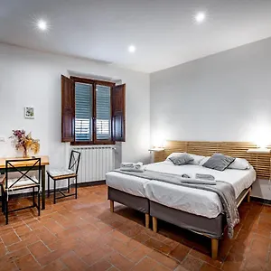  Apartment Roommo Via Dei Pilastri Ambra