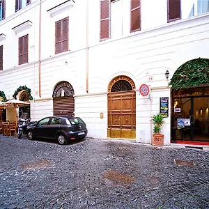  Apartment Vetrina Holidays Navona Italy